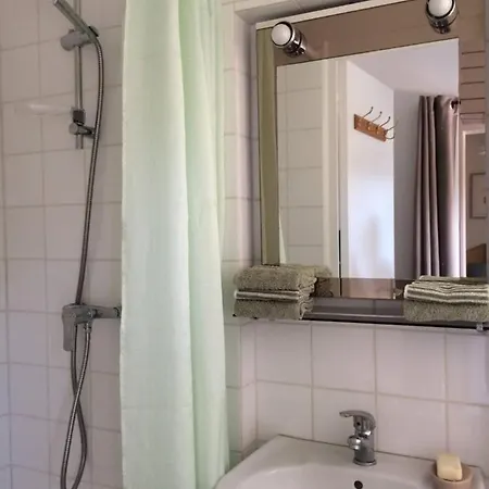 Nuitee Naturopathique Alojamento de Acomodação e Pequeno-almoço 3*