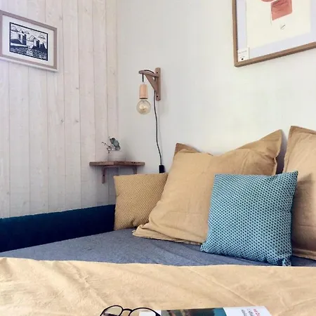 Alojamento de Acomodação e Pequeno-almoço Nuitee Naturopathique 3*