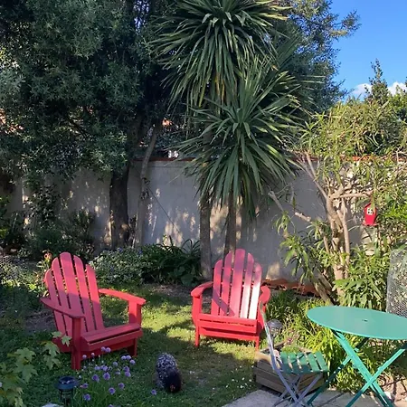 Nuitee Naturopathique Bed & Breakfast La Rochelle (Charente-Maritime)